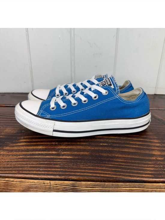 Converse Shoes - Converse Chuck Taylor All Star Blue Low Top Sneakers – Women’s 7 / Men’s 5